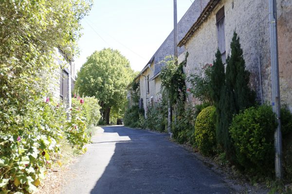 Village de Yèvre le Châtel